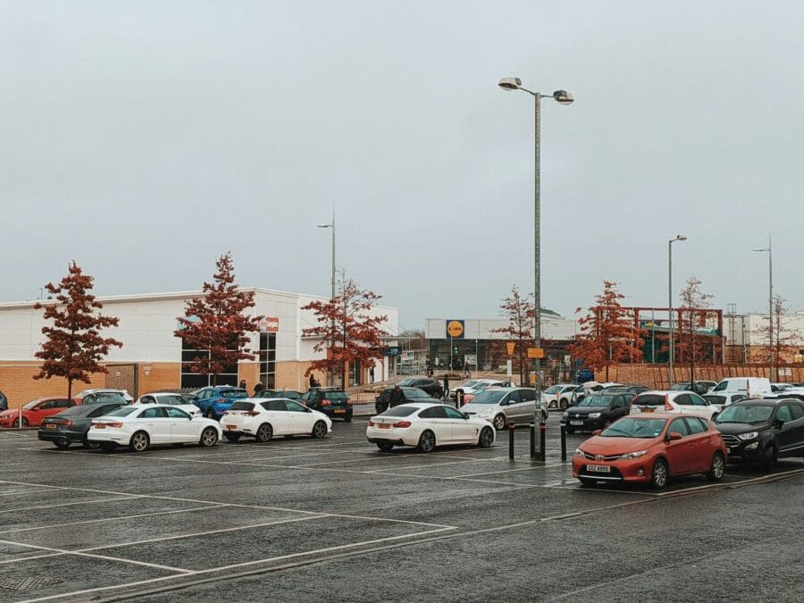 5 Parking Lot Cleaning Mistakes Property Owners Need to Avoid